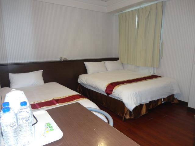 โรงแรมยี่ปิ่นหยวน ไถหนาน ภายนอก รูปภาพ